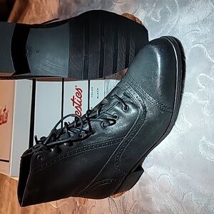 Vintage black leather lace-up Westies Ankle Boots  size 7 1/2